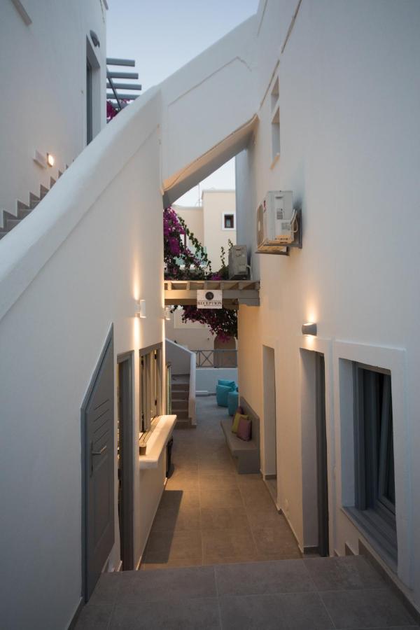 Markakis Studios Fira Town Exterior photo