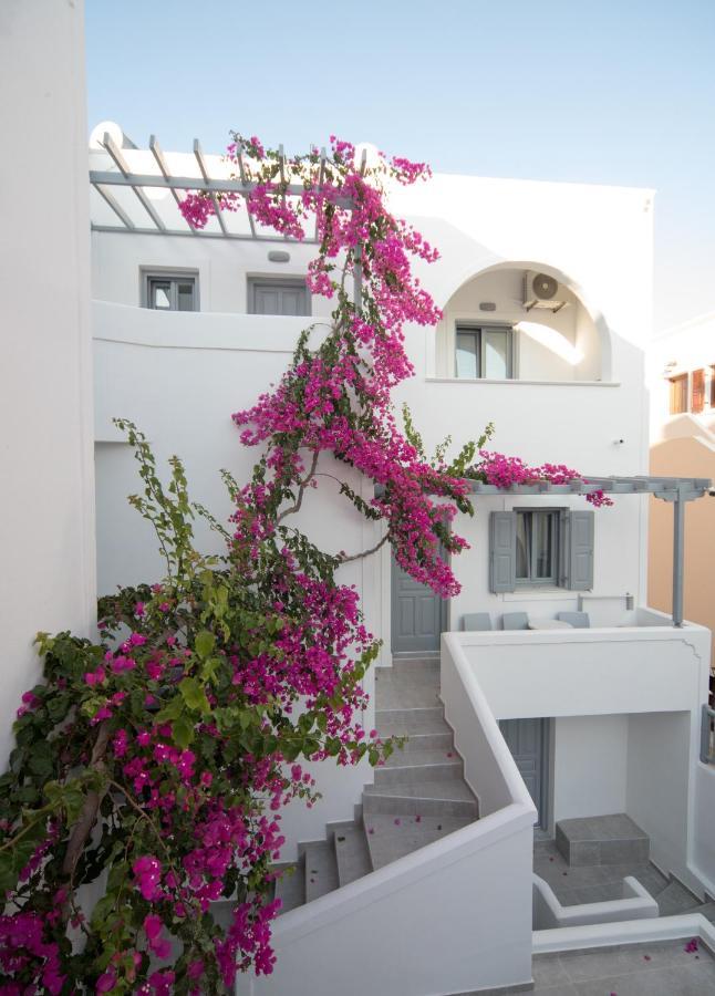 Markakis Studios Fira Town Exterior photo
